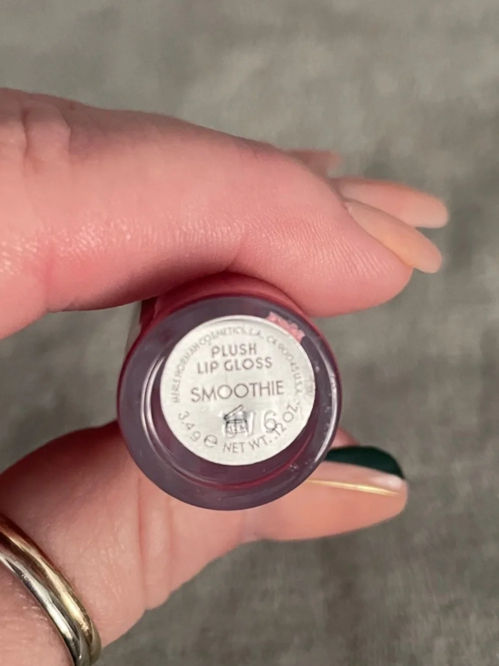Merle Norman Plush Lip Gloss Special Shade Smoothie Full Size Hyaluronic Acid